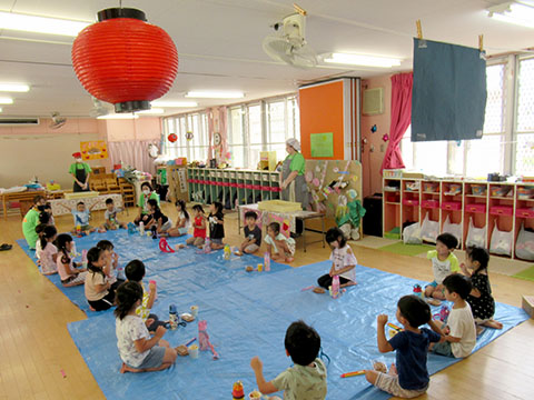 お祭り屋台風の給食