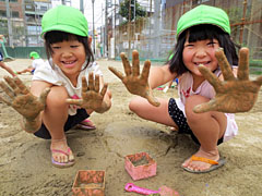 泥んこ遊び